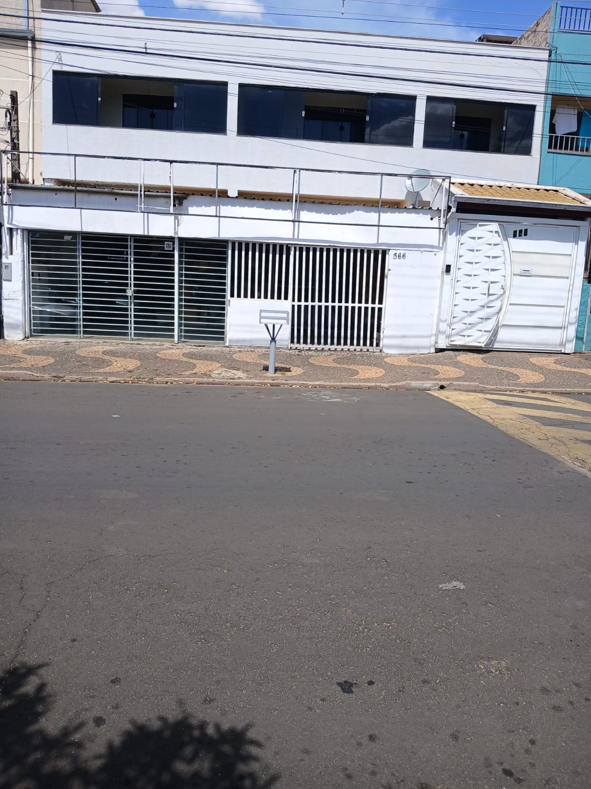 Sobrado com salão no térreo no Jardim Pérola Santa Bárbara d’Oeste/SP